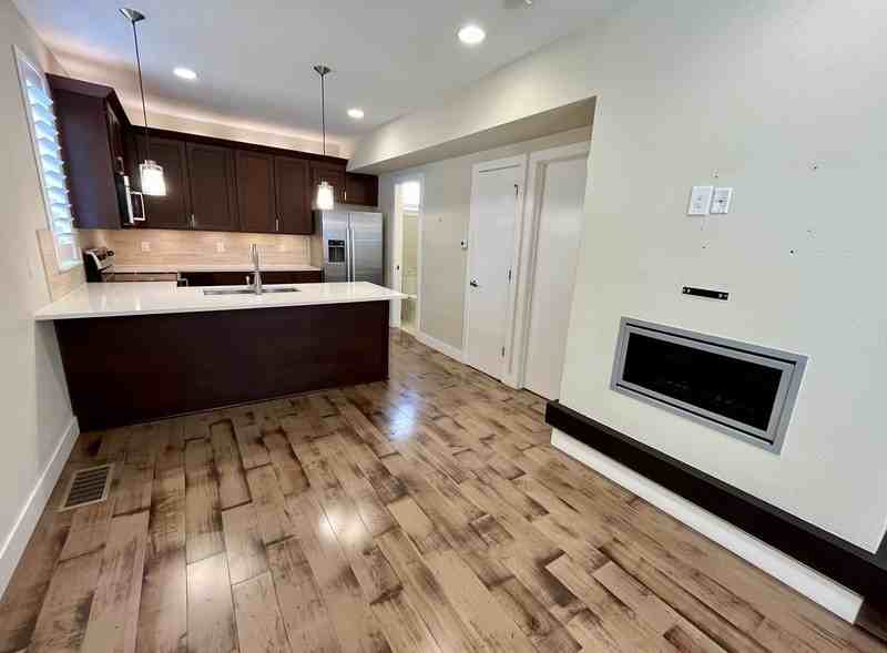 2136 Decatur St - Photo 4 of 48