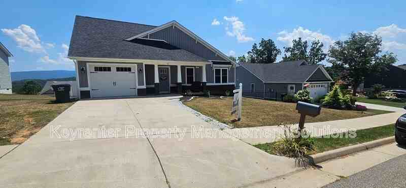 42 Mcilwee Ln - Photo 2 of 50