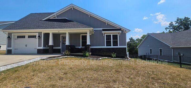 42 Mcilwee Ln - Photo 3 of 50