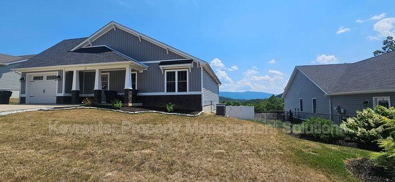 42 Mcilwee Ln - Photo 4 of 50