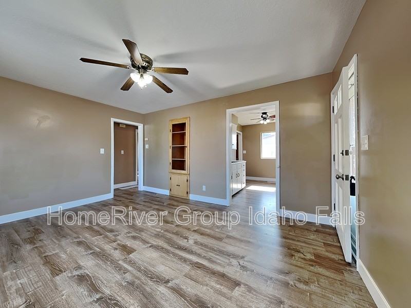 461 W Fir St #1 - Photo 2 of 24