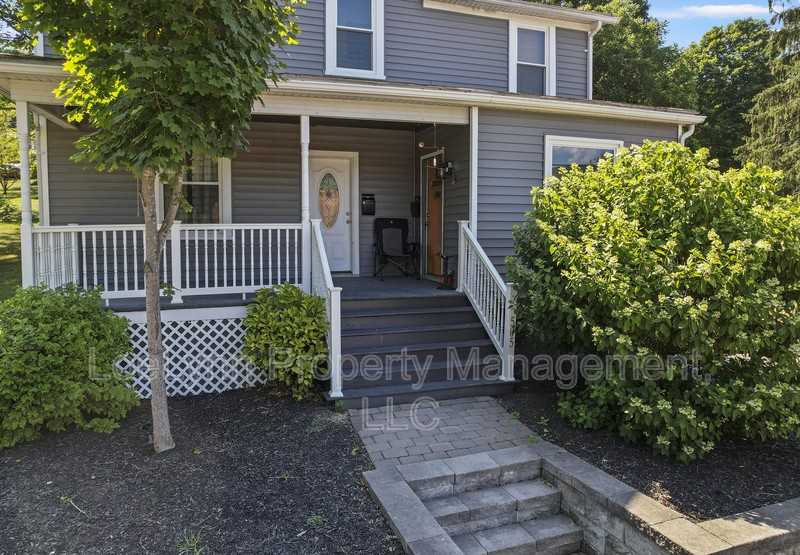 505 B St #1 - Photo 2 of 28