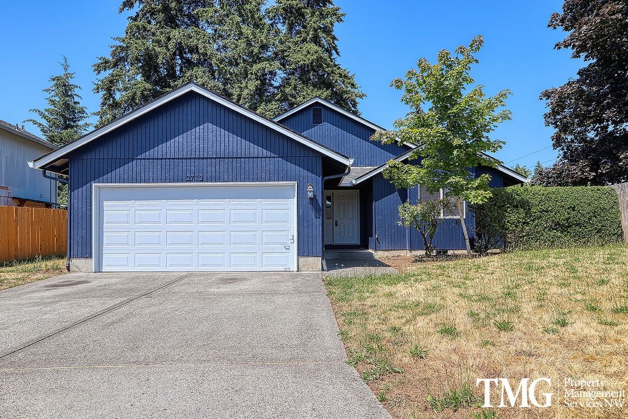 2712 Ne 146th Ct - Photo 2 of 24