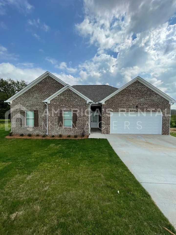 55 Whithall Cir - Photo 2 of 43