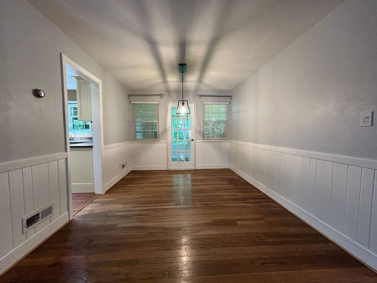 3301 Brookside Ln - Photo 2 of 19