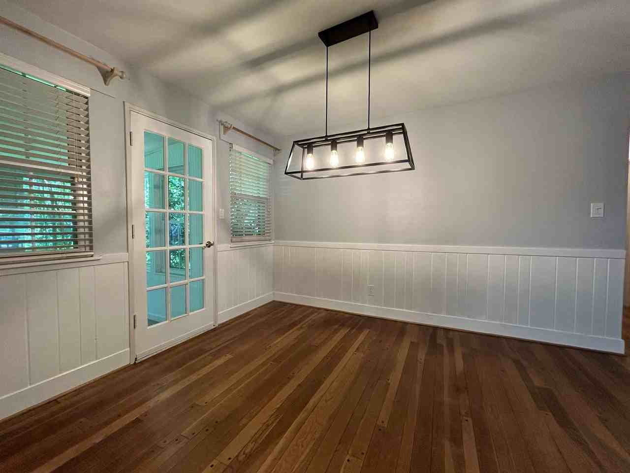 3301 Brookside Ln - Photo 3 of 19