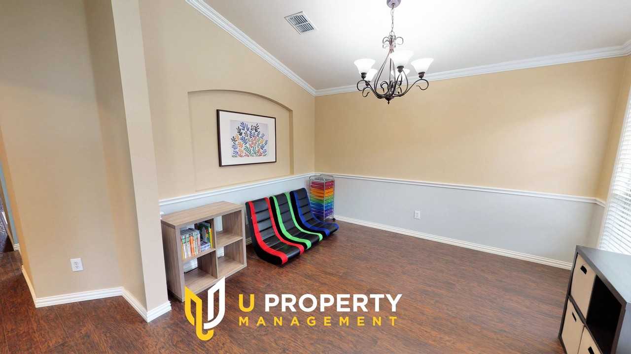 1424 Silver Spur Dr - Photo 3 of 29