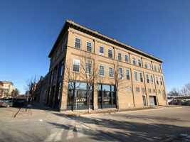 featured image of 33 S 3rd St