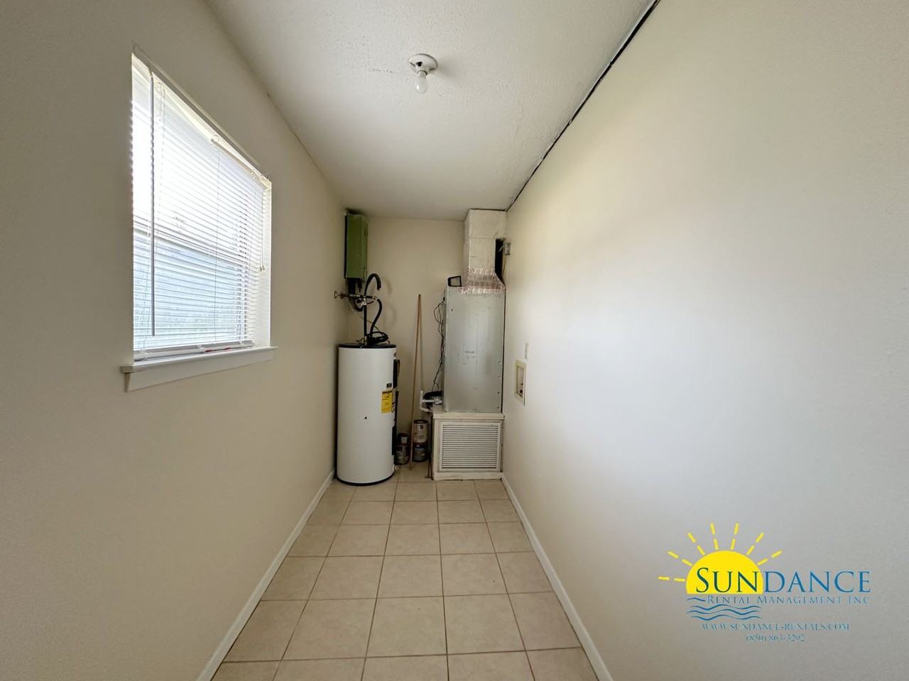 709 Green St Apt A - Photo 7 of 10