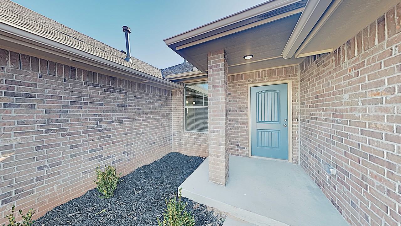 6304 Nw 178th Cir - Photo 2 of 20