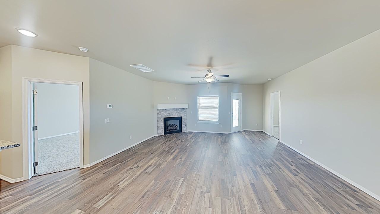 6304 Nw 178th Cir - Photo 5 of 20