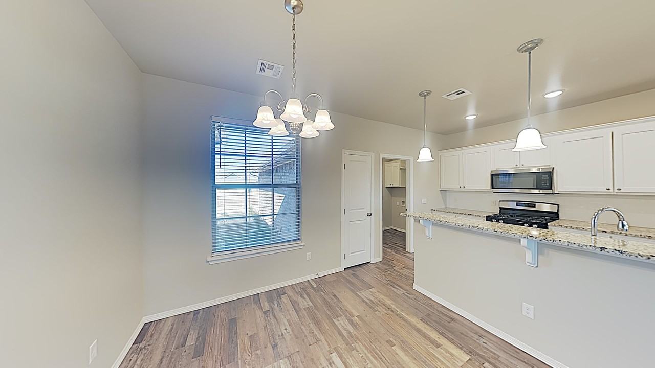 6304 Nw 178th Cir - Photo 7 of 20