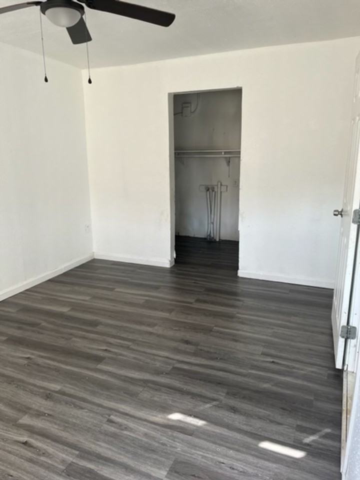 1610 N Anglin St - Photo 6 of 15