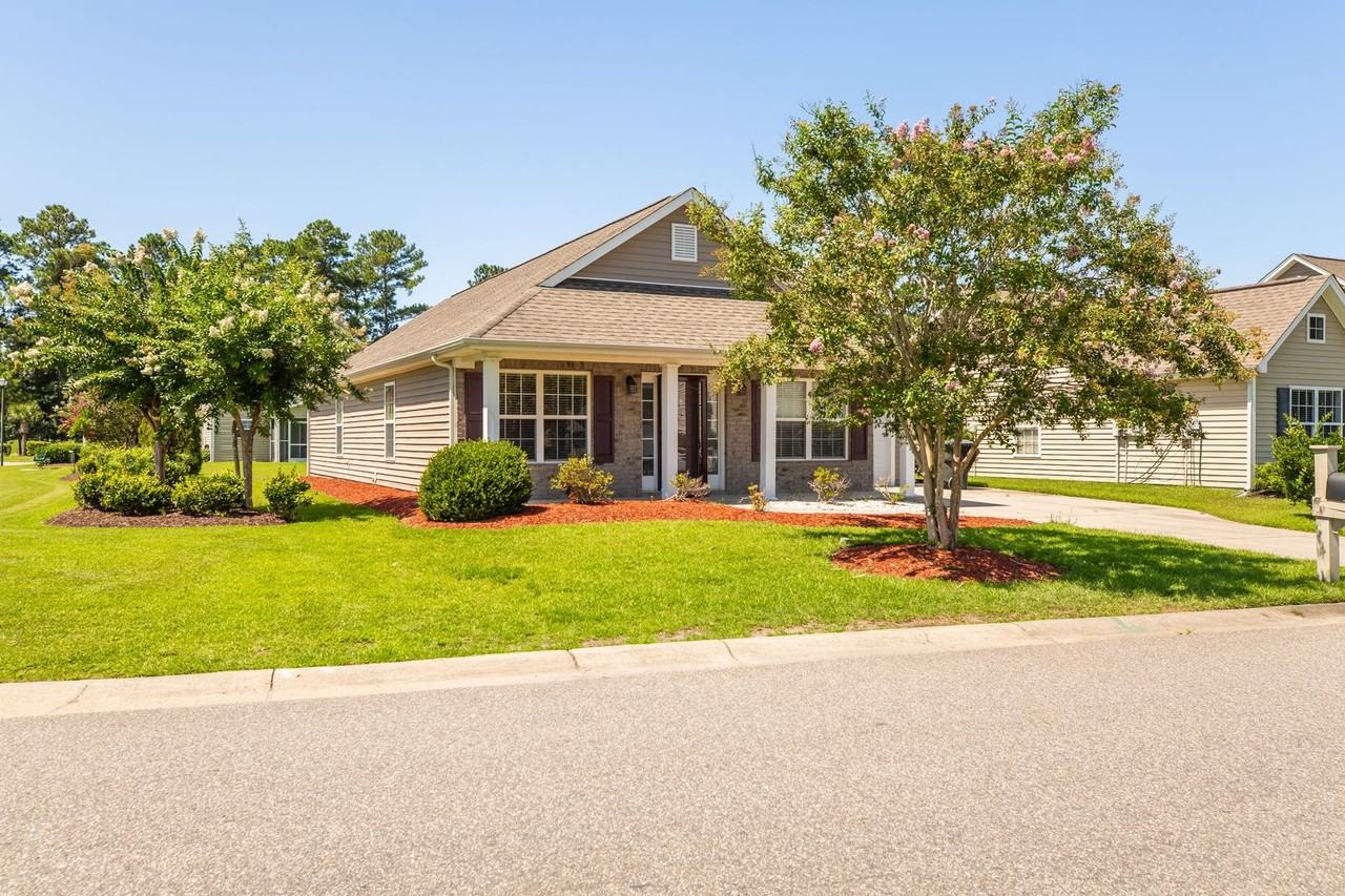 201 Vesta Dr - Photo 2 of 33