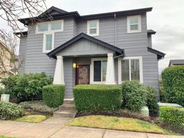 featured image of 1637 Hamlet Ln