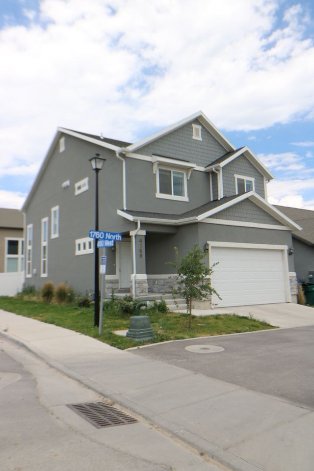 4168 W 1760 N - Photo 4 of 24
