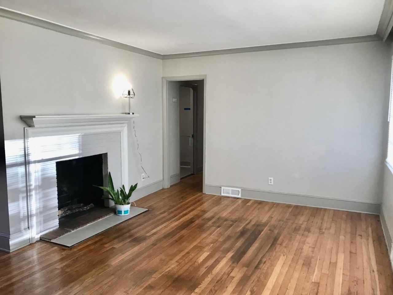 8224 Douglas Dr - Photo 4 of 29
