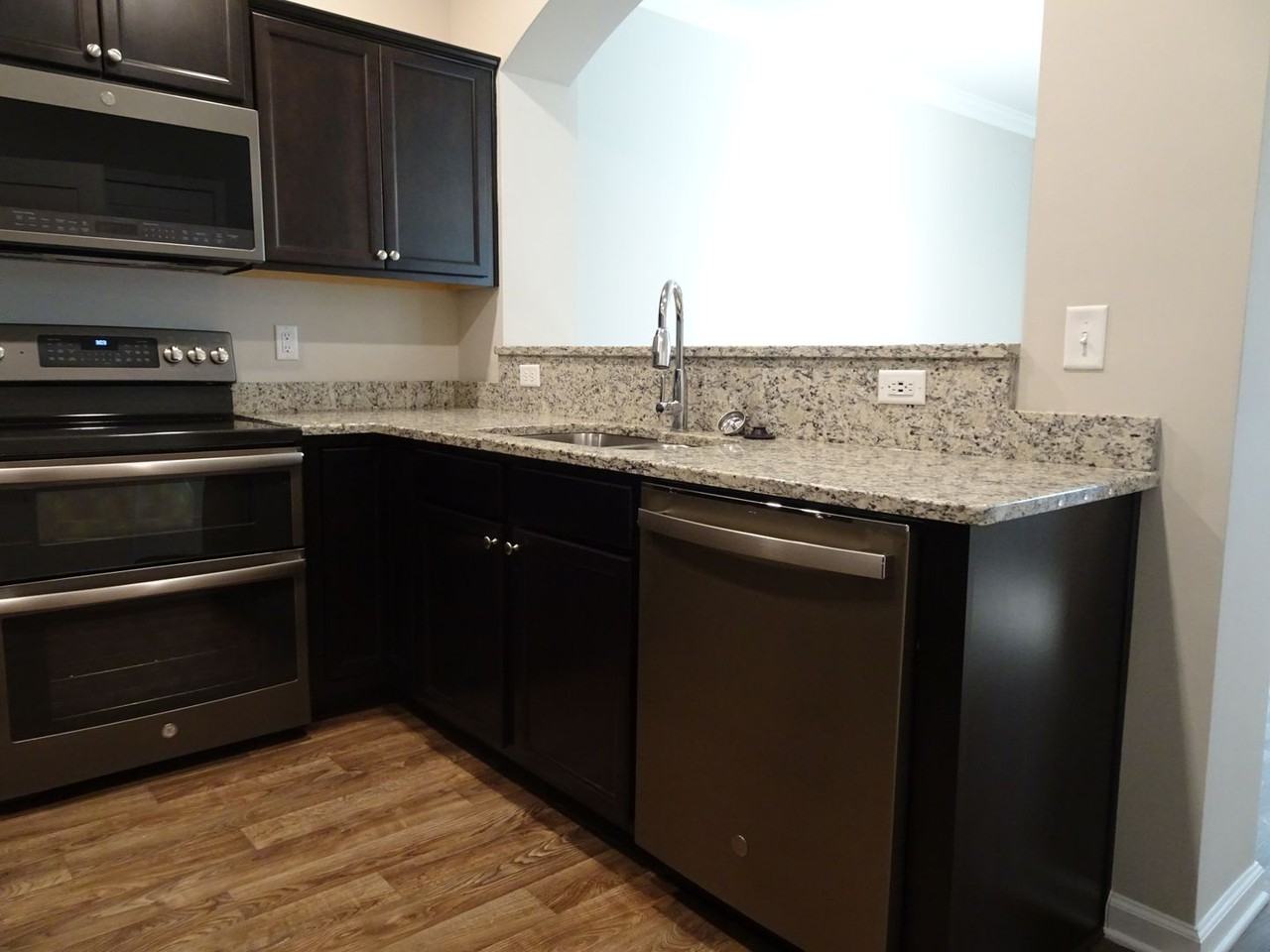 108 Promenade Ln - Photo 6 of 17