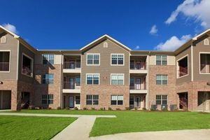 Woodcrest Apartments - Photo 2 of 16