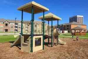 Woodcrest Apartments - Photo 4 of 16