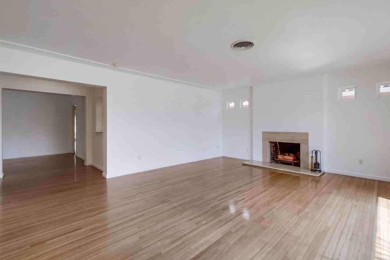 5252 Marlborough Dr - Photo 7 of 34