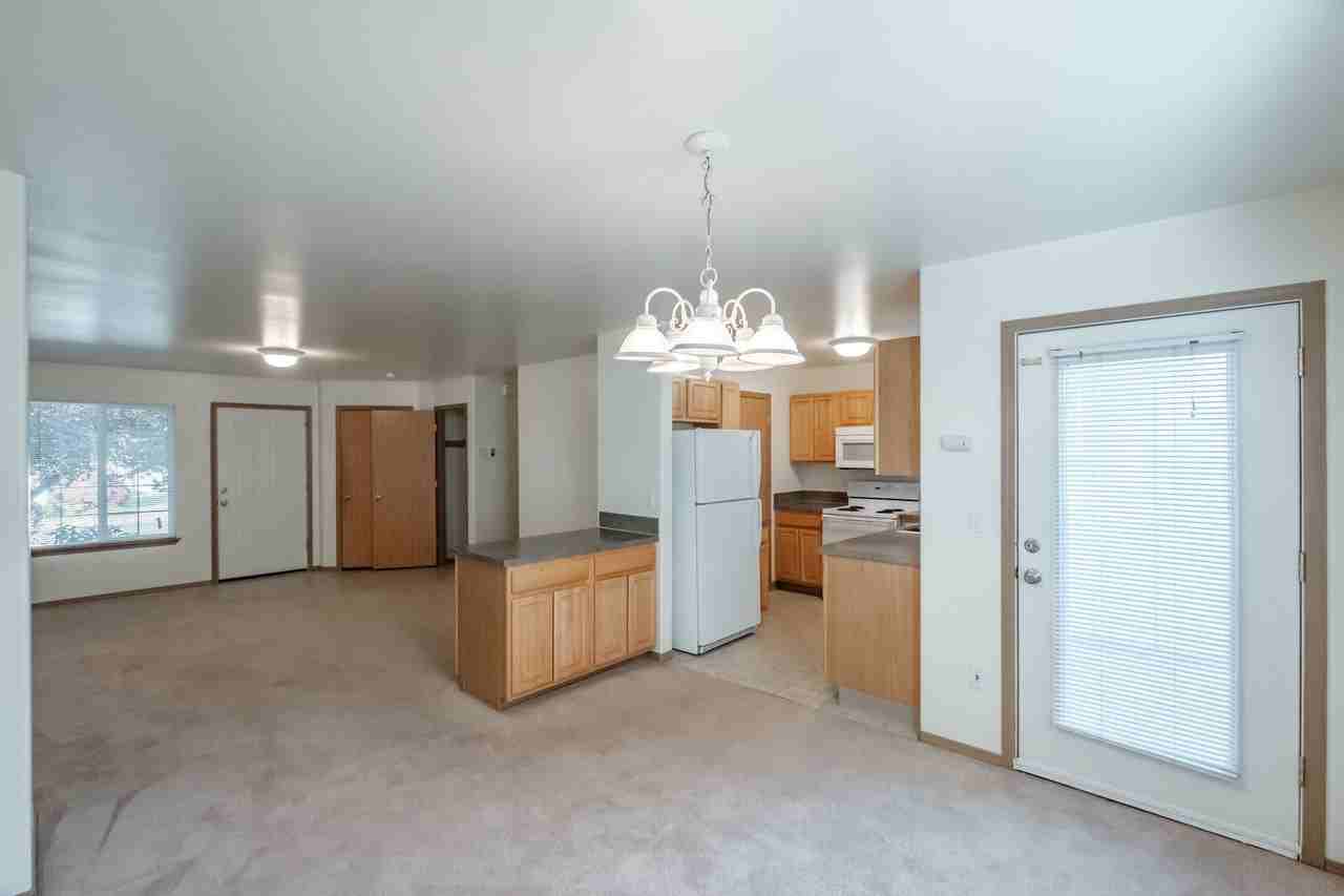 Lexington Townhomes - Photo 5 of 44