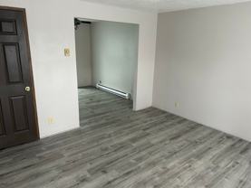 ROM1033 - Photo 1 of 1