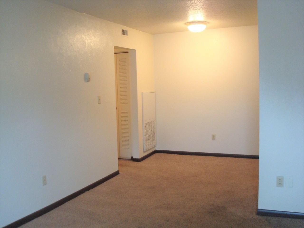 Silver Wood Apartments - Photo 2 of 9