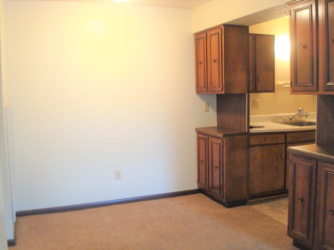 Silver Wood Apartments - Photo 3 of 9