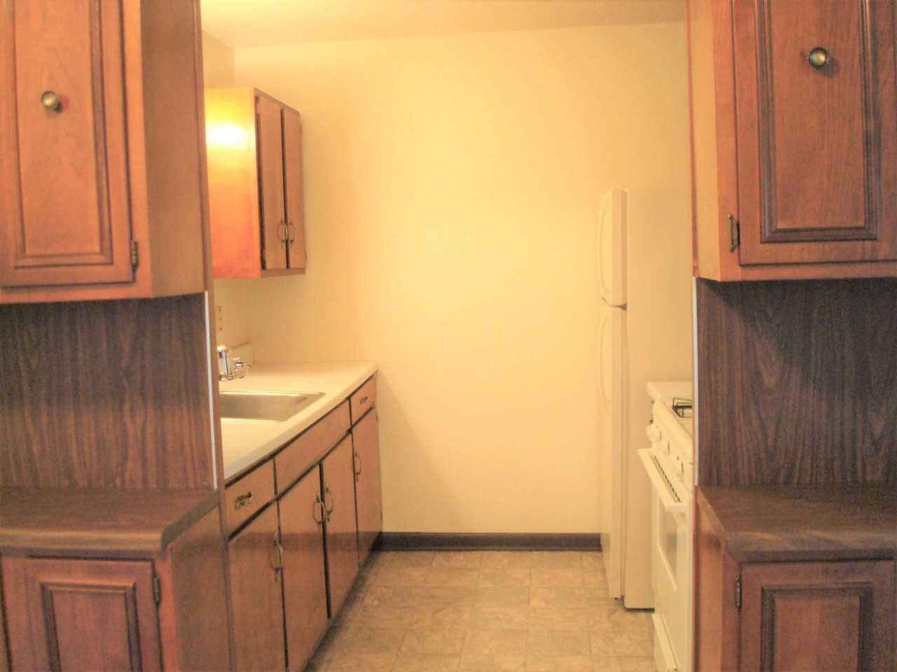 Silver Wood Apartments - Photo 4 of 9