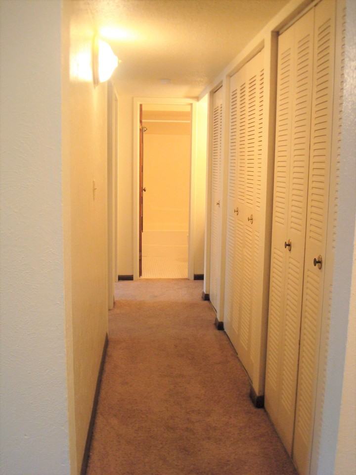 Silver Wood Apartments - Photo 5 of 9