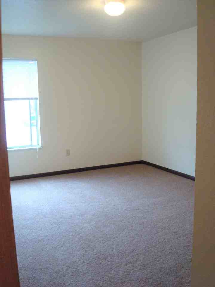 Silver Wood Apartments - Photo 7 of 9