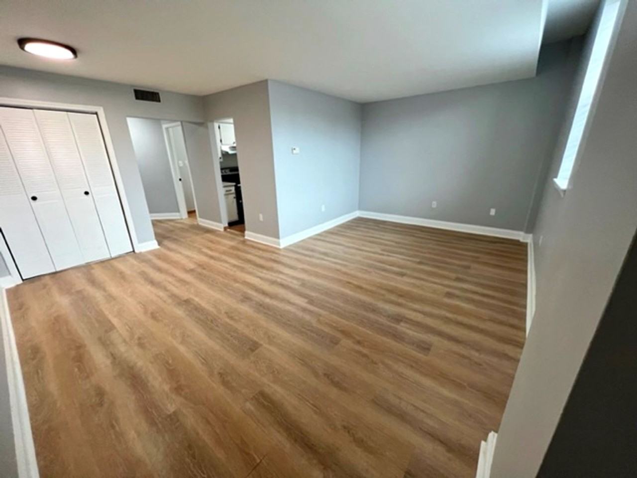 Spring Garden Apartments - Photo 6 of 20
