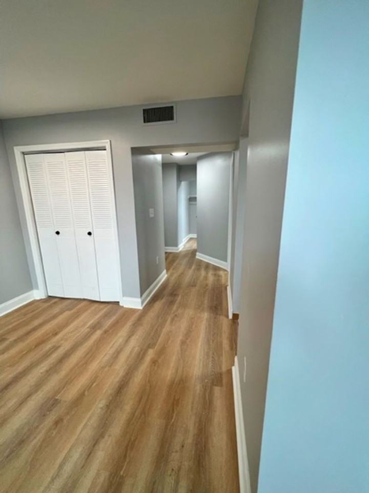 Spring Garden Apartments - Photo 7 of 20