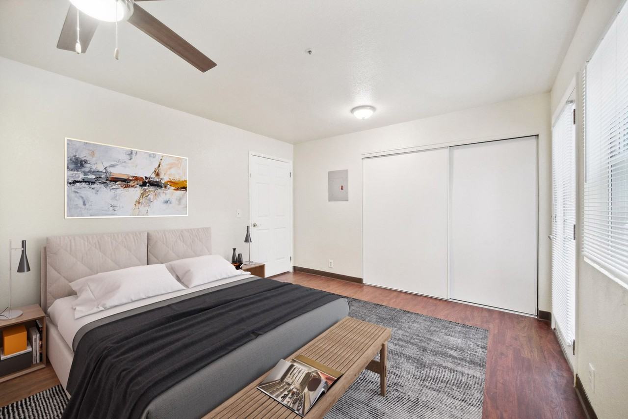 Peach Street - Photo 5 of 14