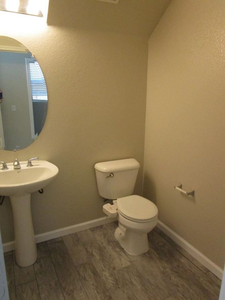 553 Refosco Ct - Photo 5 of 10