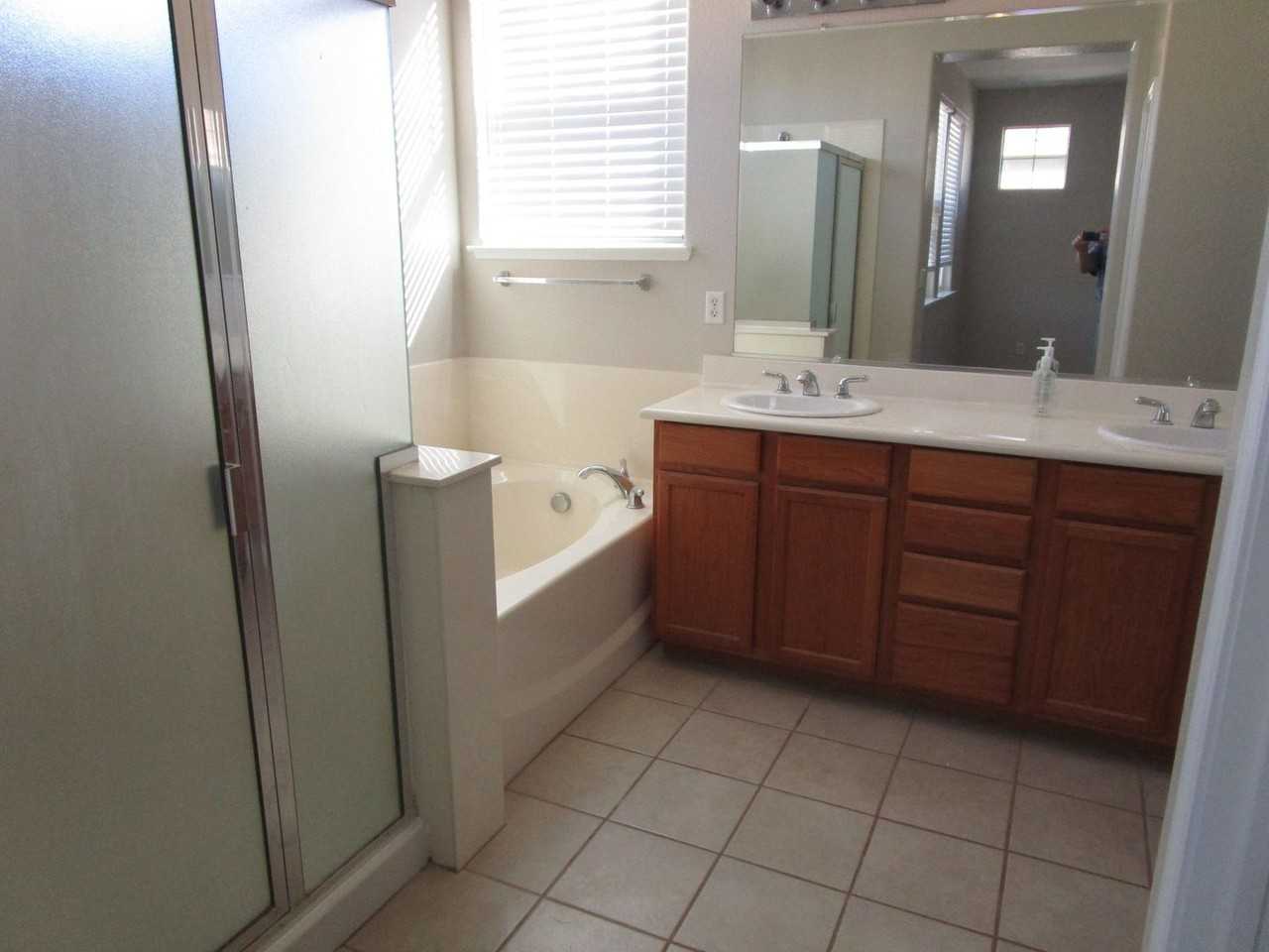 553 Refosco Ct - Photo 7 of 10
