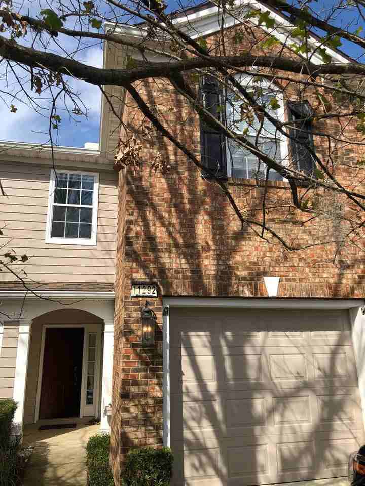 11292 Campfield Cir - Photo 3 of 24