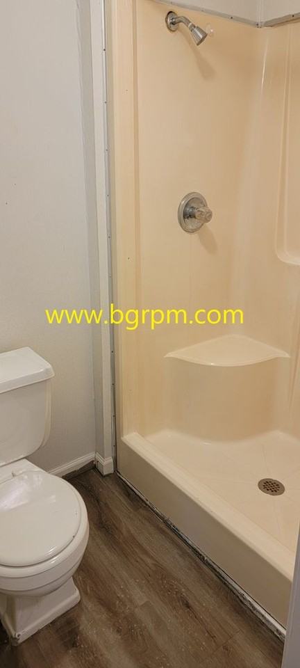 109 N Lincoln St - Photo 5 of 19