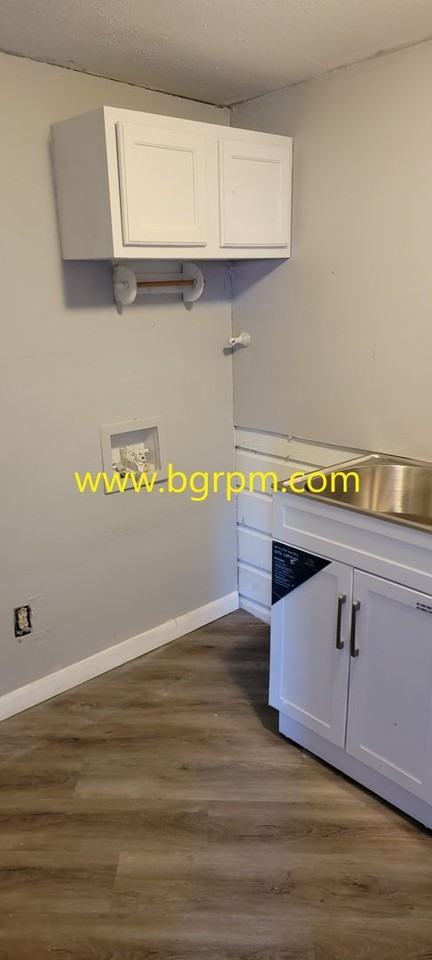 109 N Lincoln St - Photo 6 of 19