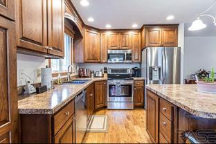 2720 S Maywood Dr - Photo 1 of 1