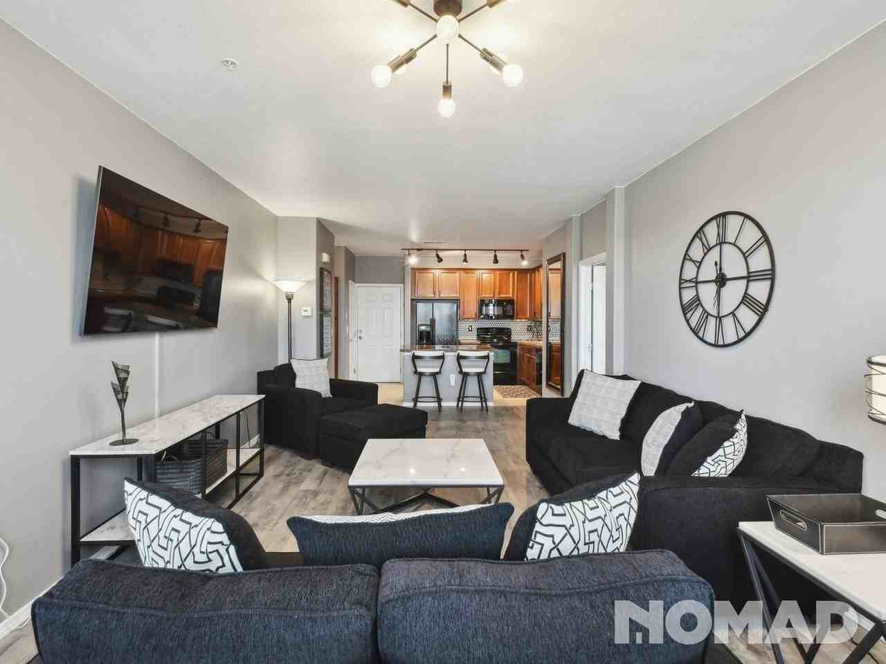 15460 Canyon Gulch Ln - Photo 3 of 26