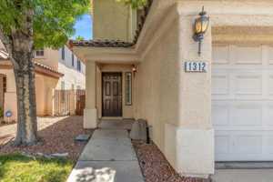 featured image of 1312 Paraiso St