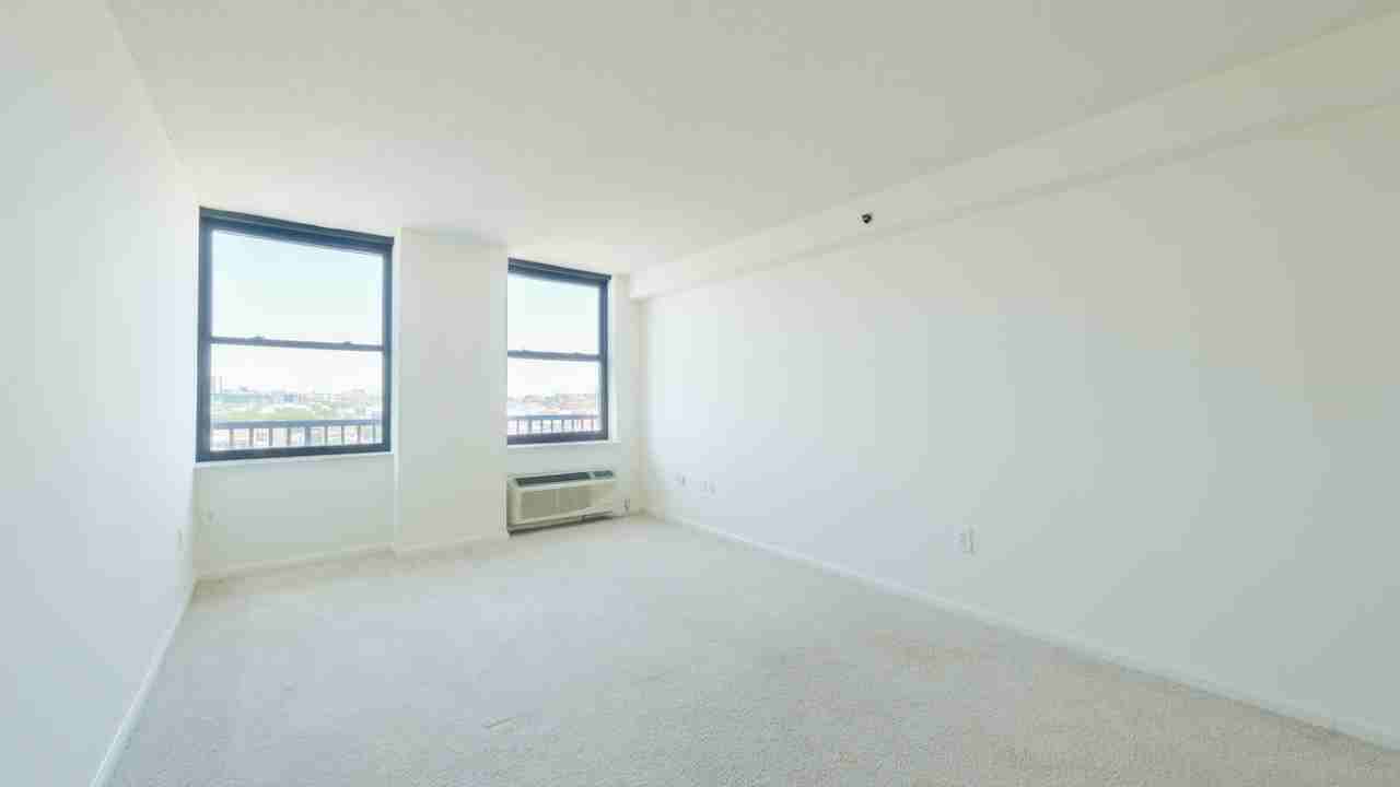 77 Park Avenue - Photo 2 of 50