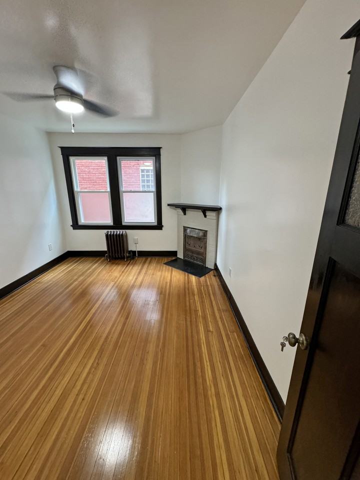 259 Gross Street - Photo 7 of 25