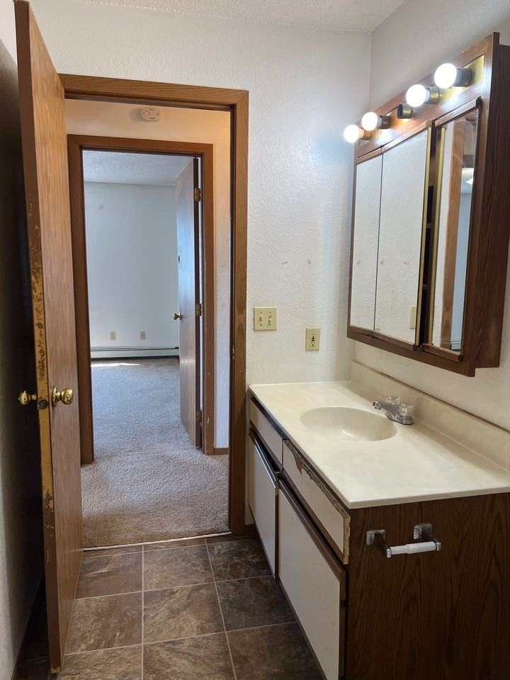 1865 Northway Dr #16 - Photo 3 of 12