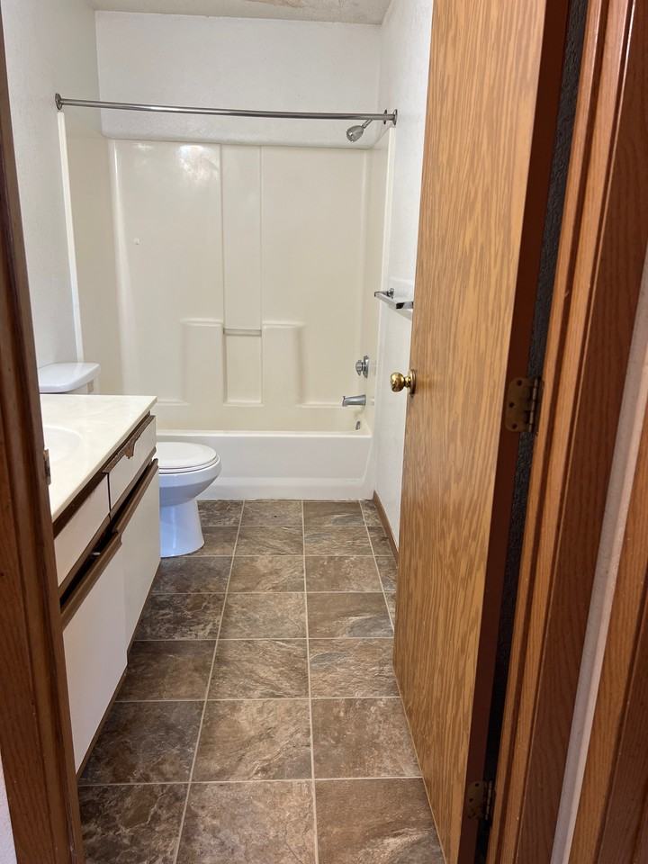 1865 Northway Dr #16 - Photo 4 of 12