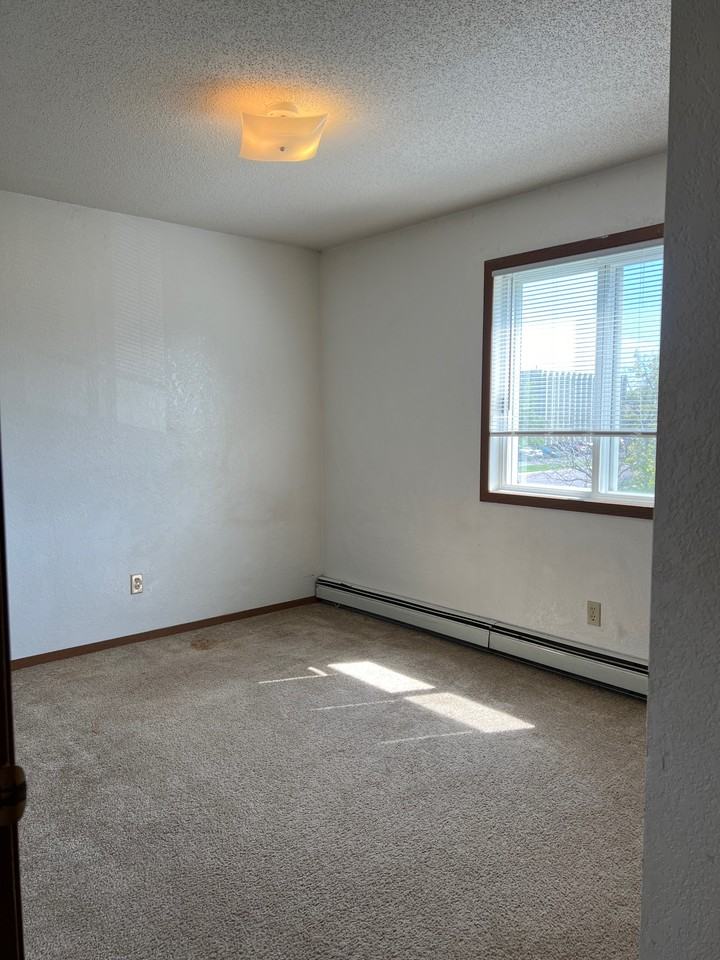 1865 Northway Dr #16 - Photo 7 of 12