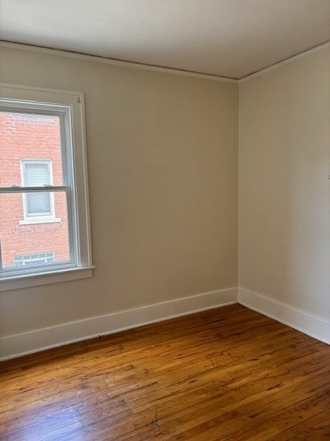 309 E Webster St - Photo 7 of 11