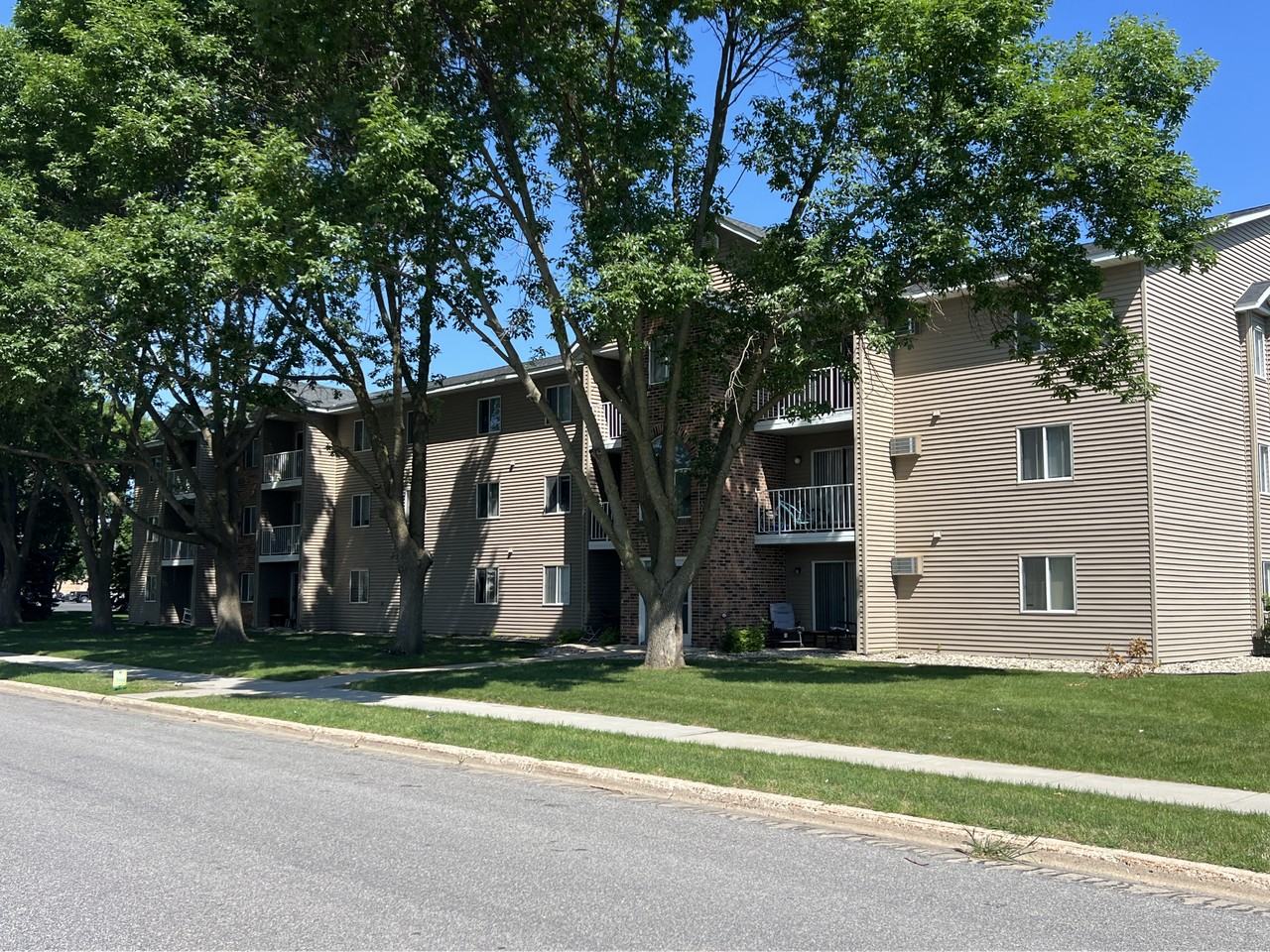 1866 Lee Blvd #17 - Photo 2 of 10